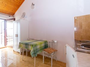 19126032-Ferienwohnung-2-Mandre-300x225-1