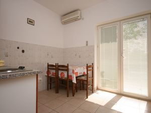 19128532-Ferienwohnung-2-Mandre-300x225-1