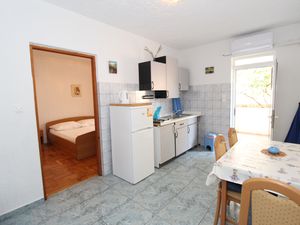 19128784-Ferienwohnung-4-Mandre-300x225-2