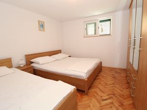 19128783-Ferienwohnung-6-Mandre-300x225-4