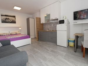 22629893-Ferienwohnung-2-Mandre-300x225-1