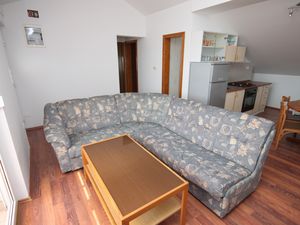 23929363-Ferienwohnung-6-Mandre-300x225-3