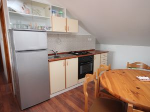 23929363-Ferienwohnung-6-Mandre-300x225-5