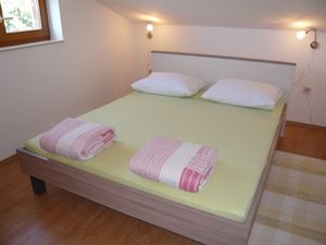 23929368-Ferienwohnung-4-Mandre-300x225-4