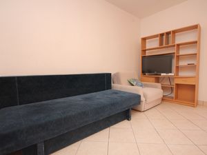 23930717-Ferienwohnung-4-Mandre-300x225-1