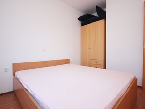 23930717-Ferienwohnung-4-Mandre-300x225-5