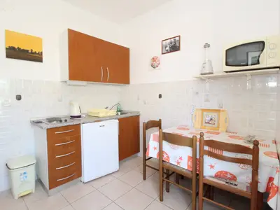 Ferienwohnung für 2 Personen (24 m²) in Mandre 8/10