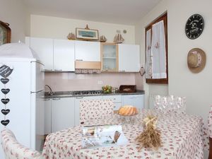 22438897-Ferienwohnung-4-Manerba Del Garda-300x225-4