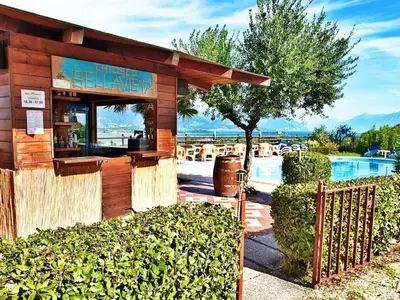 Poolbar