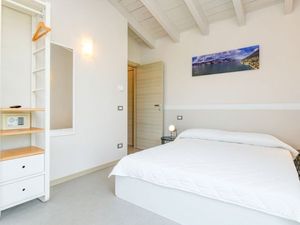 22240891-Ferienwohnung-6-Manerba Del Garda-300x225-1