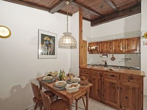 23679409-Ferienwohnung-4-Manerba Del Garda-300x225-4