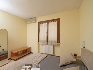 23989860-Ferienwohnung-4-Manerba Del Garda-300x225-4