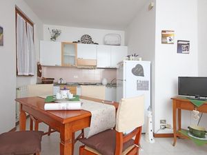 22452115-Ferienwohnung-4-Manerba Del Garda-300x225-4