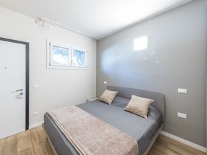 24038086-Ferienwohnung-4-Manerba Del Garda-300x225-3