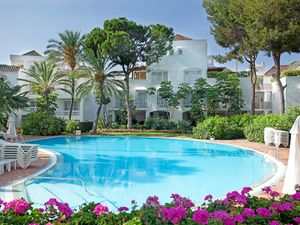 23548954-Ferienwohnung-6-Marbella-300x225-0