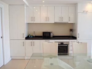 22445455-Ferienwohnung-4-Marbella-300x225-4