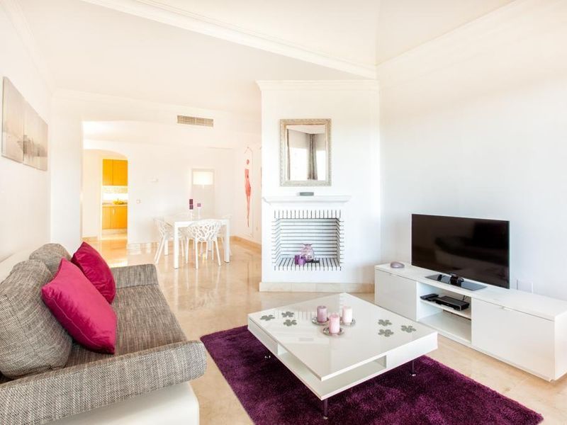 22451847-Ferienwohnung-6-Marbella-800x600-0