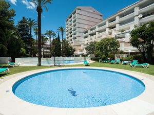 23843854-Ferienwohnung-2-Marbella-300x225-0