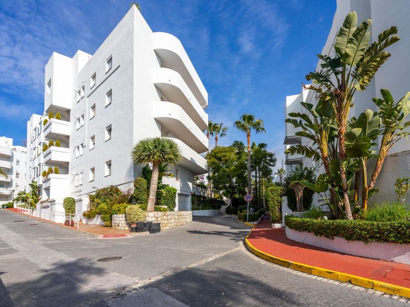 23912354-Ferienwohnung-4-Marbella-800x600-1