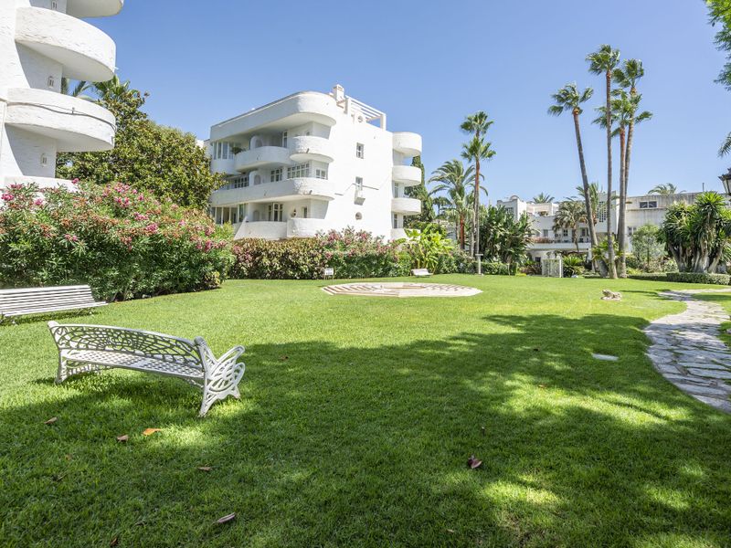 23859877-Ferienwohnung-5-Marbella-800x600-2