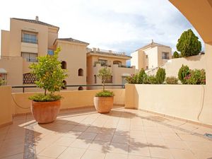 23545027-Ferienwohnung-4-Marbella-300x225-1