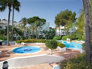 23545031-Ferienwohnung-4-Marbella-300x225-1