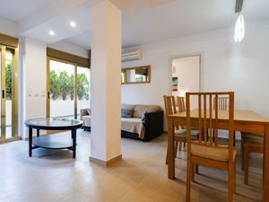 23545033-Ferienwohnung-4-Marbella-300x225-5