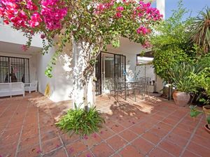 23545045-Ferienwohnung-6-Marbella-300x225-2