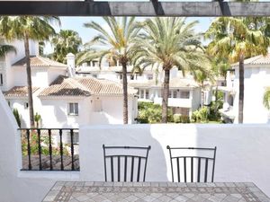 23545051-Ferienwohnung-4-Marbella-300x225-1