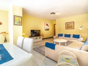 23737358-Ferienwohnung-8-Marbella-300x225-1