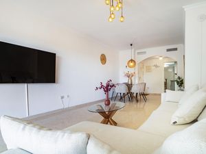 24001752-Ferienwohnung-4-Marbella-300x225-3