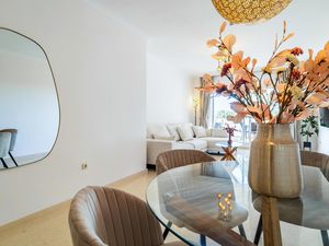 24001752-Ferienwohnung-4-Marbella-300x225-5