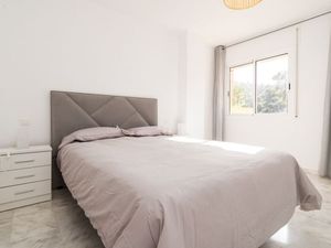 24014696-Ferienwohnung-5-Marbella-300x225-2