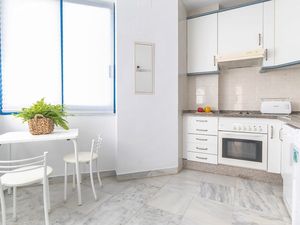 23953441-Ferienwohnung-4-Marbella-300x225-3