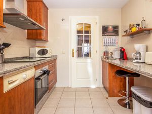 23727258-Ferienwohnung-5-Marbella-300x225-5