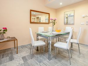 23744163-Ferienwohnung-4-Marbella-300x225-4