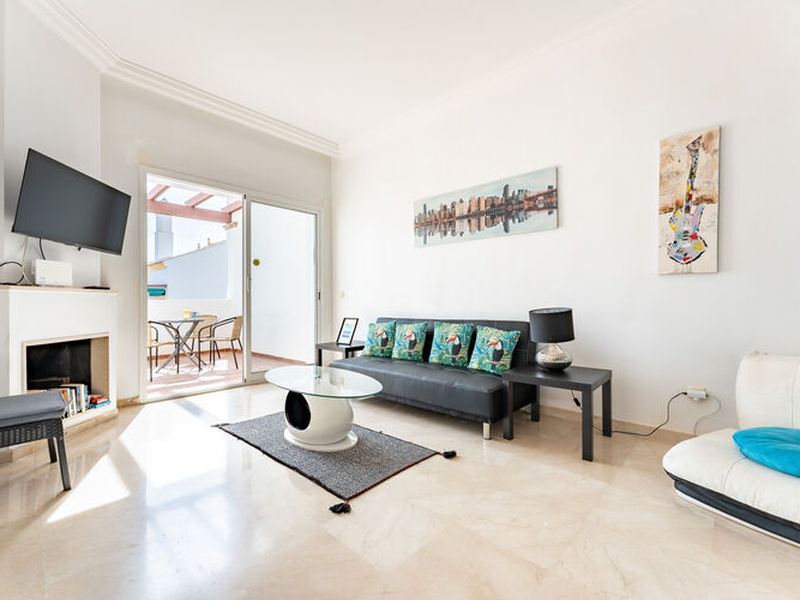 24035935-Ferienwohnung-4-Marbella-800x600-0