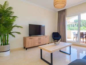 24044198-Ferienwohnung-4-Marbella-300x225-3