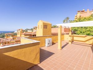 24014694-Ferienwohnung-4-Marbella-300x225-1