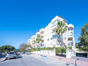 24046510-Ferienwohnung-4-Marbella-300x225-3