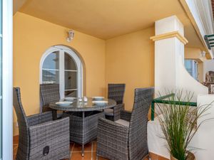 23860800-Ferienwohnung-4-Marbella-300x225-1