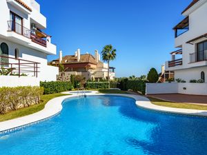 23866402-Ferienwohnung-6-Marbella-300x225-0