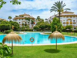 23877636-Ferienwohnung-3-Marbella-300x225-0