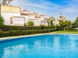 23660282-Ferienwohnung-4-Marbella-300x225-1