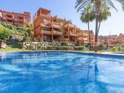 PoolOfHouse