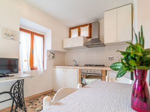 22955657-Ferienwohnung-3-Marciana-300x225-1