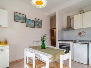 22956971-Ferienwohnung-3-Marciana-300x225-4