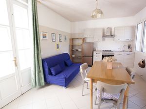 23701189-Ferienwohnung-4-Marciana-300x225-3