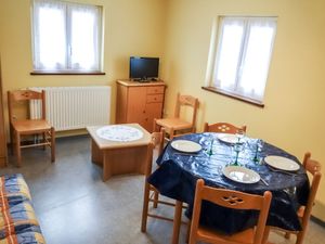 23841092-Ferienwohnung-4-Marckolsheim-300x225-5