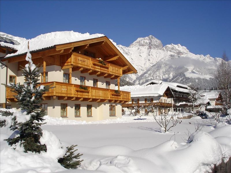 916760-Ferienwohnung-8-Maria Alm am Steinernen Meer-800x600-0